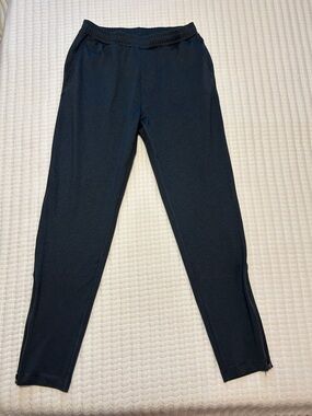 Vuori Navy Performance Joggers Sweatpants Mens Small